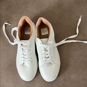 DVDolce Vita Women's White and Pink Sneakers